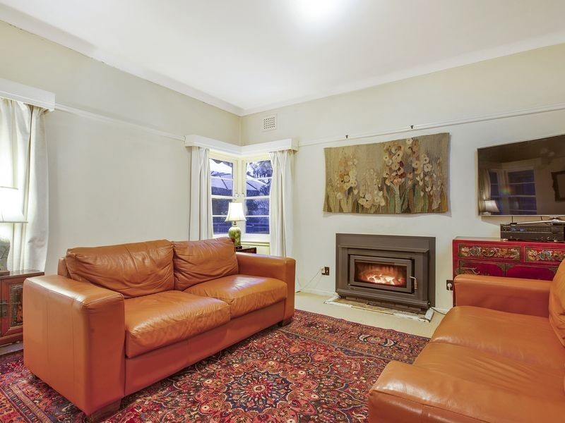 6 Meehan Gardens, Griffith ACT 2603