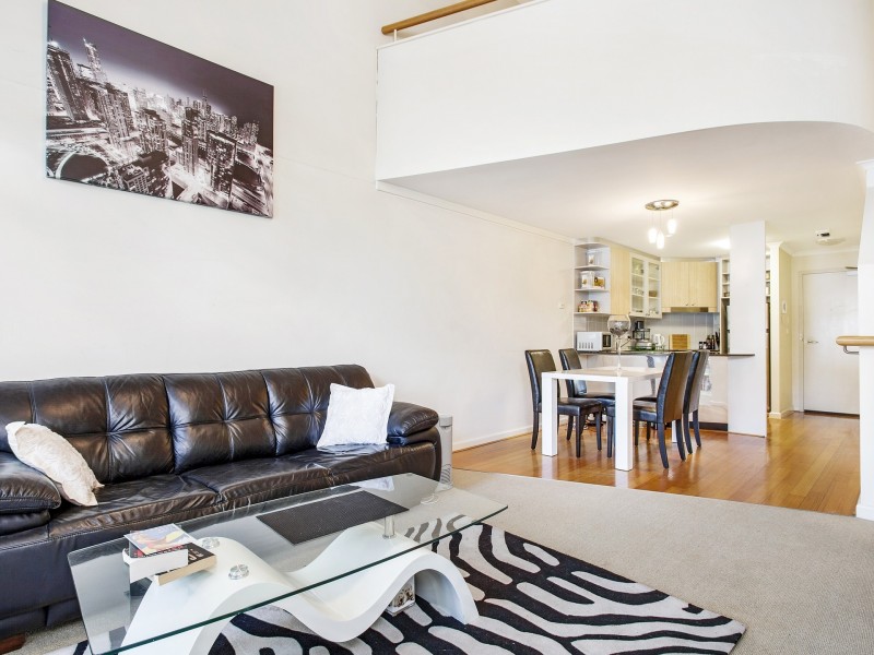 12/18 Captain Cook Crescent, Griffith ACT 2603