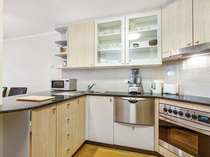 12/18 Captain Cook Crescent, Griffith ACT 2603