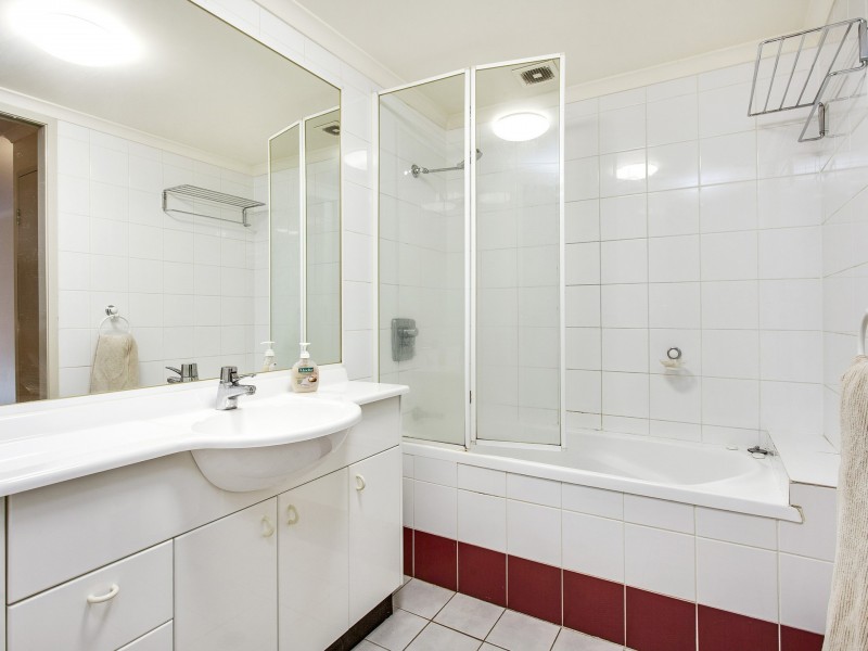 12/18 Captain Cook Crescent, Griffith ACT 2603