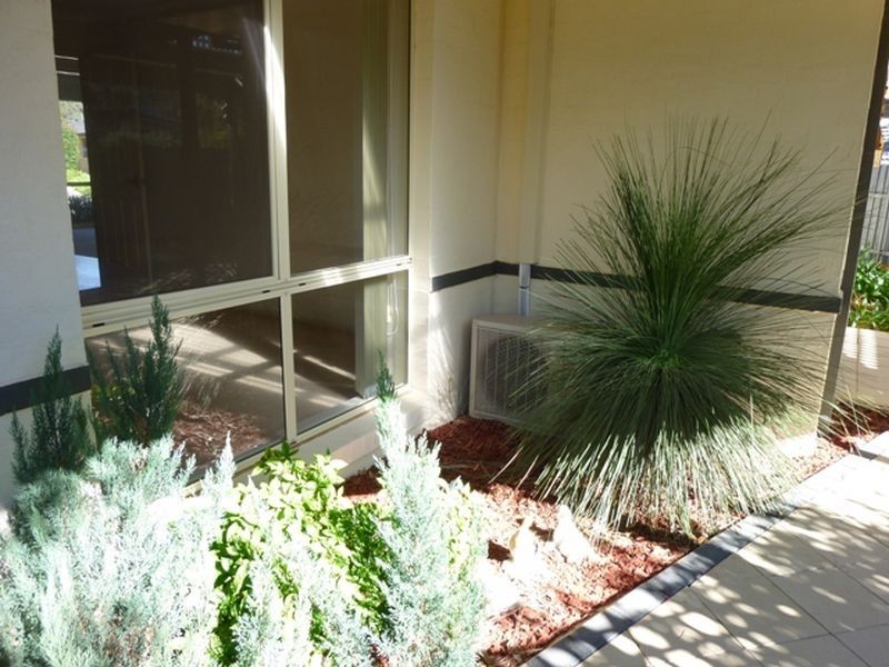 1b Peppercorn Way, Jerrabomberra NSW 2619