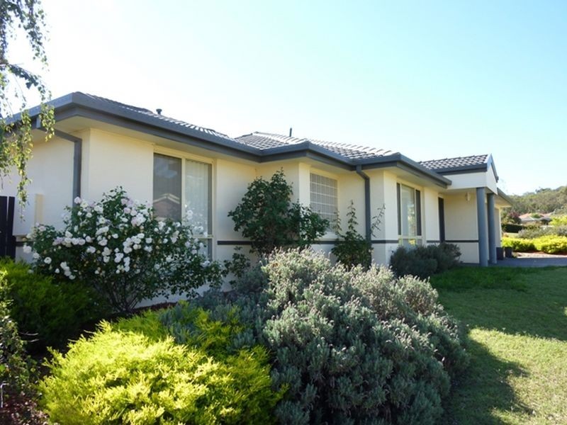 1b Peppercorn Way, Jerrabomberra NSW 2619