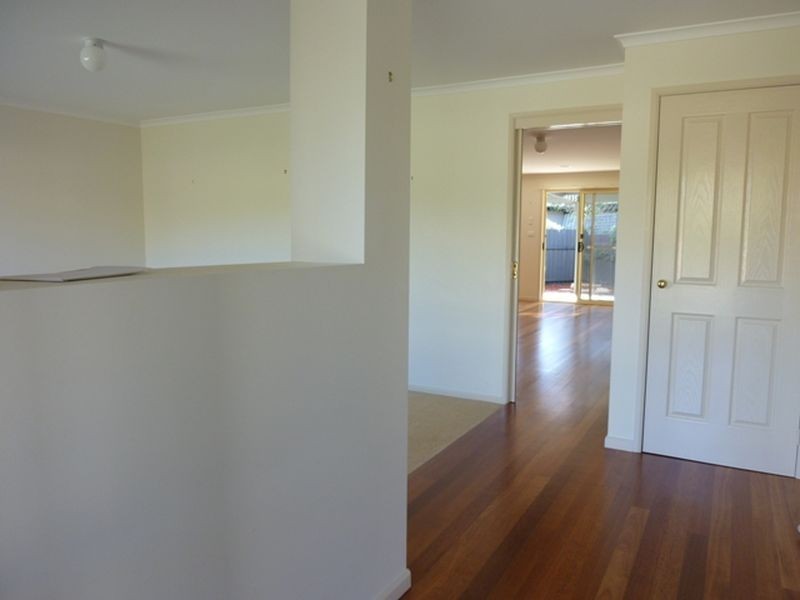 1b Peppercorn Way, Jerrabomberra NSW 2619