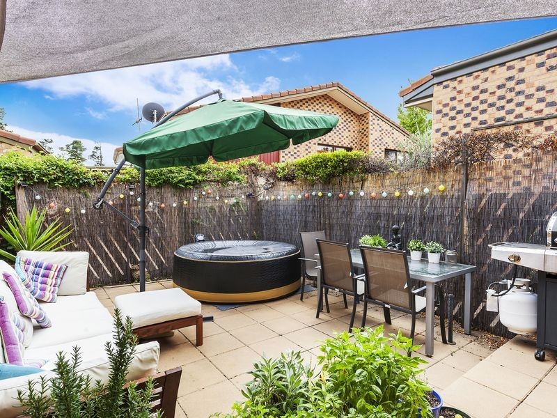 2/88 Julia Flynn Avenue, Isaacs ACT 2607