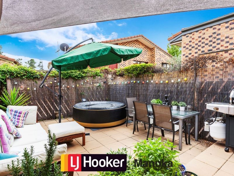 2/88 Julia Flynn Avenue, Isaacs ACT 2607