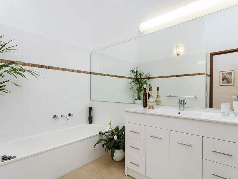 8/14 Currie Crescent, Kingston ACT 2604