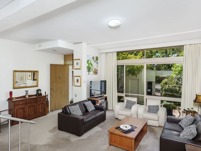 18 Gosse Street, Kingston ACT 2604