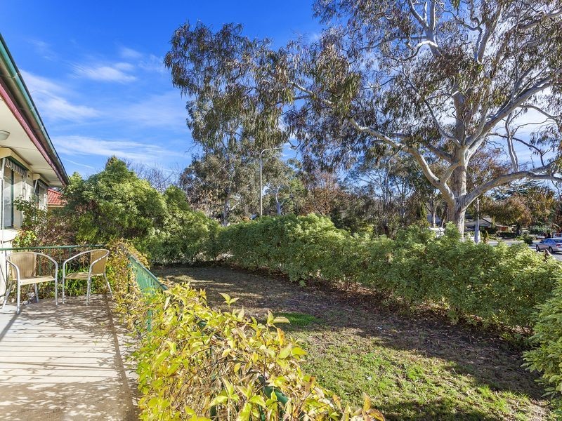 35 Kalgoorlie Crescent, Fisher ACT 2611