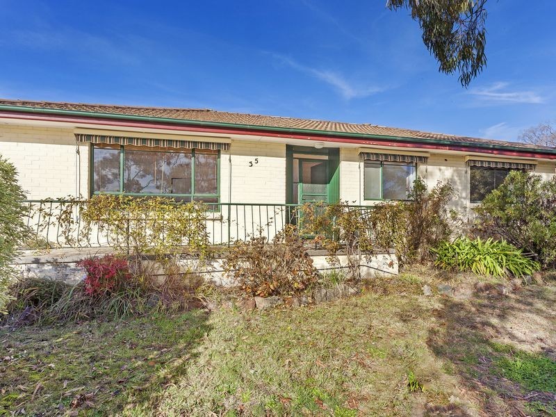 35 Kalgoorlie Crescent, Fisher ACT 2611