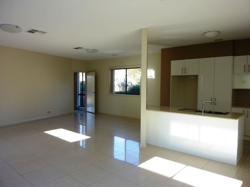 2 Board Place, Chifley ACT 2606