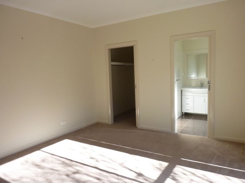 2 Board Place, Chifley ACT 2606