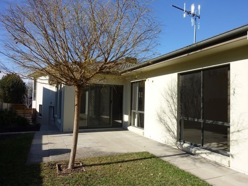 2 Board Place, Chifley ACT 2606