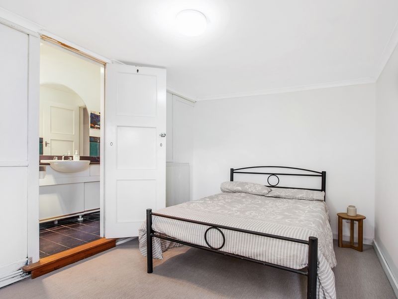 16 Wambool Street, Narrabundah ACT 2604