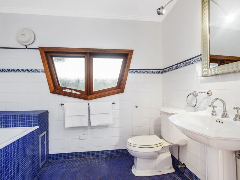 16 Wambool Street, Narrabundah ACT 2604