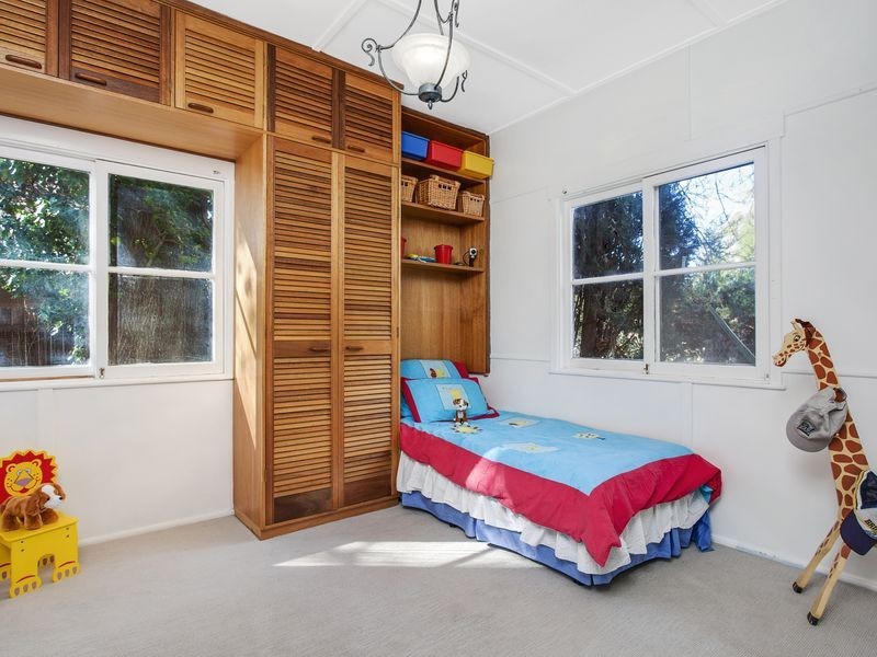 16 Wambool Street, Narrabundah ACT 2604
