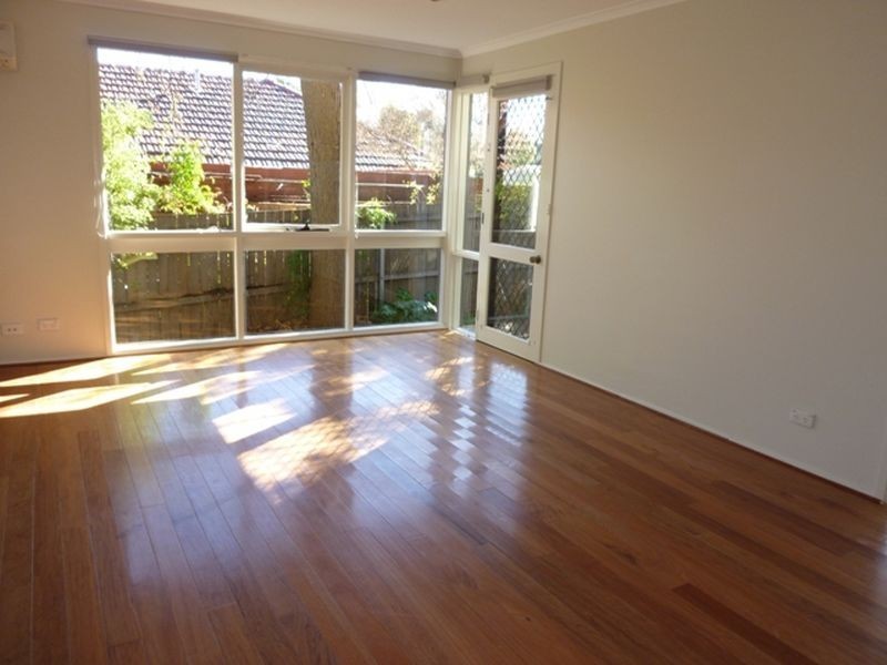 8 Bedford Street, Deakin ACT 2600