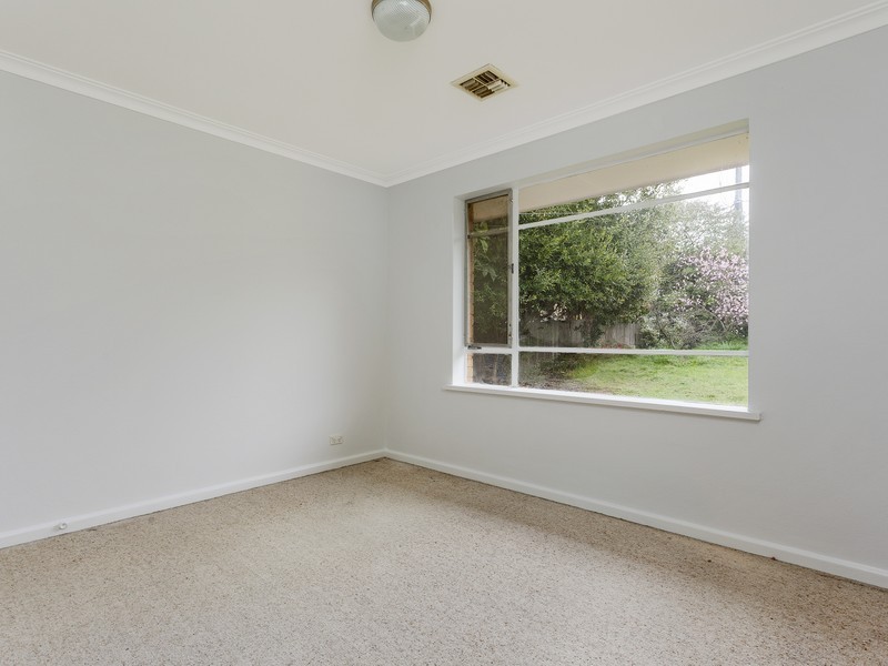 16 Parker Street, Curtin ACT 2605