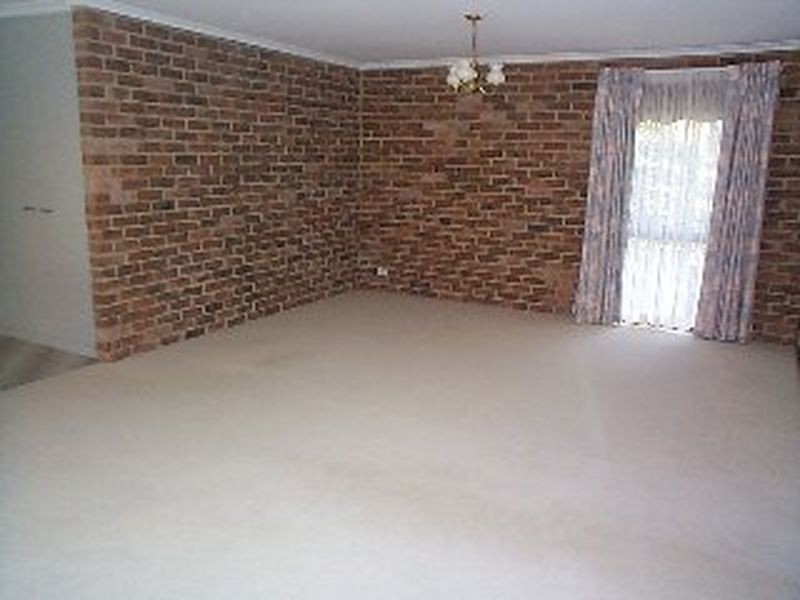 152 Julia Flynn Avenue, Isaacs ACT 2607