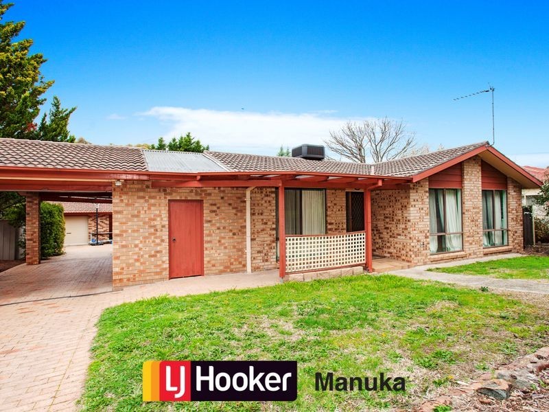 69 Clive Steele Avenue, Monash ACT 2904