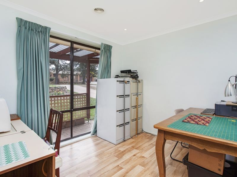 69 Clive Steele Avenue, Monash ACT 2904