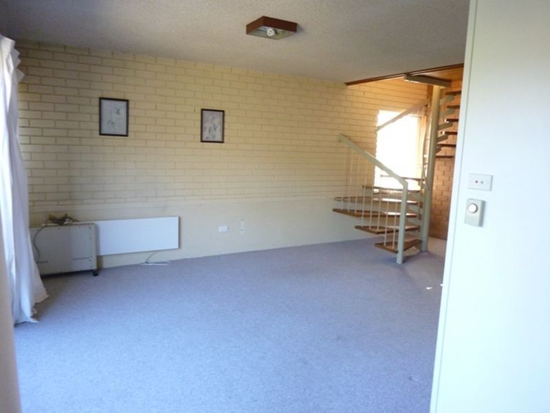 4C/173 Monaro Crescent, Red Hill ACT 2603