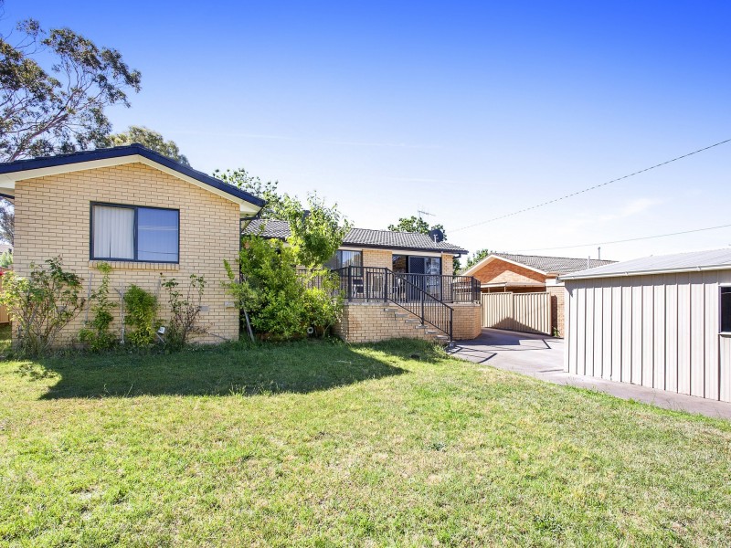 12 Rossarden Street, Fisher ACT 2611