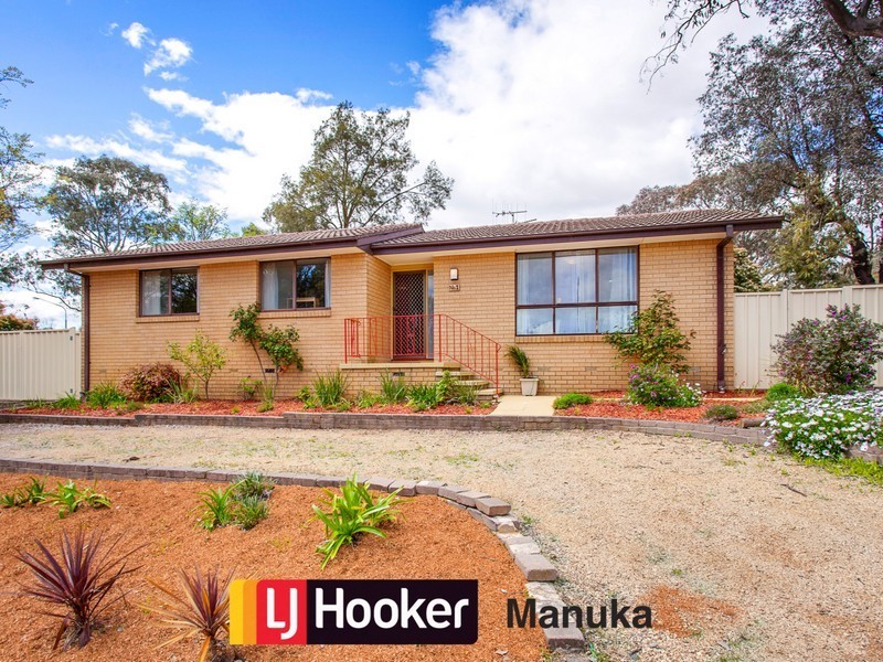 1 Berghofer Court, Charnwood ACT 2615