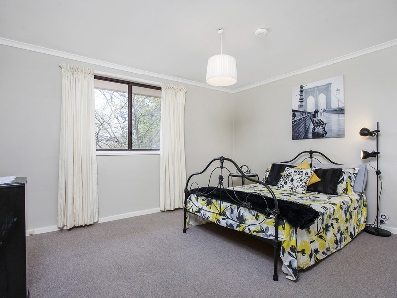 1 Berghofer Court, Charnwood ACT 2615