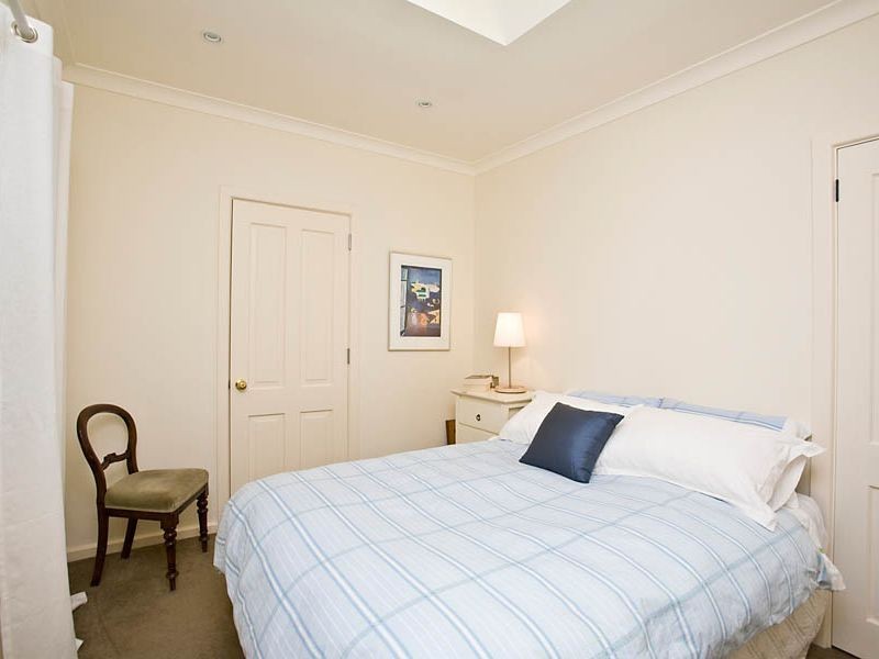 12 Roebuck Street, Red Hill ACT 2603