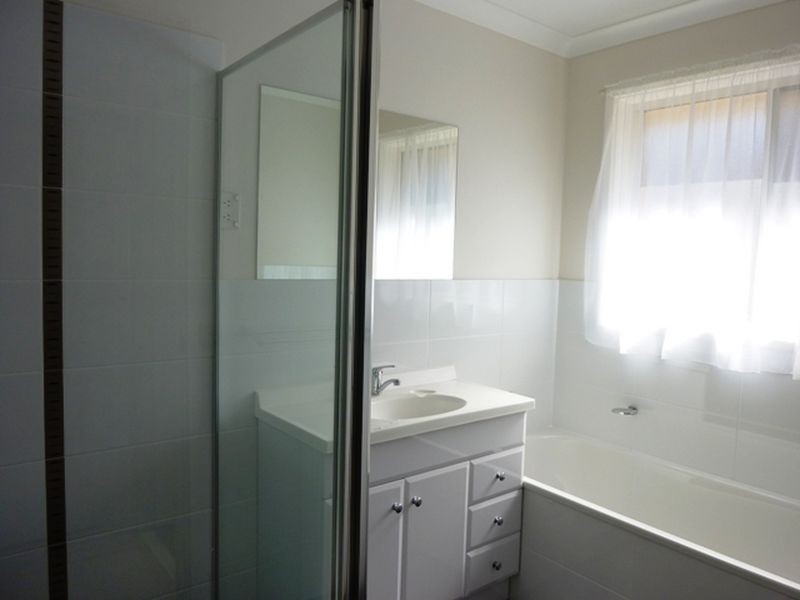 87 Henry Kendall Street, Franklin ACT 2913