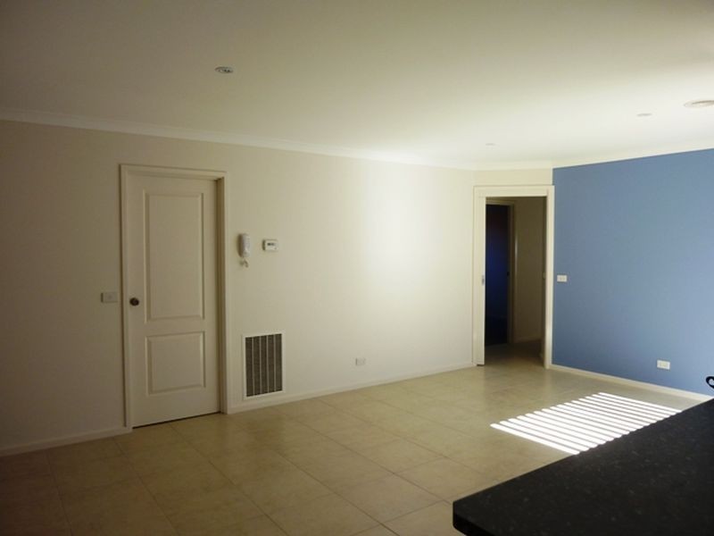 87 Henry Kendall Street, Franklin ACT 2913