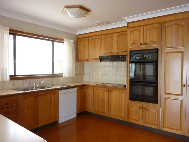 43 Julia Flynn Avenue, Isaacs ACT 2607