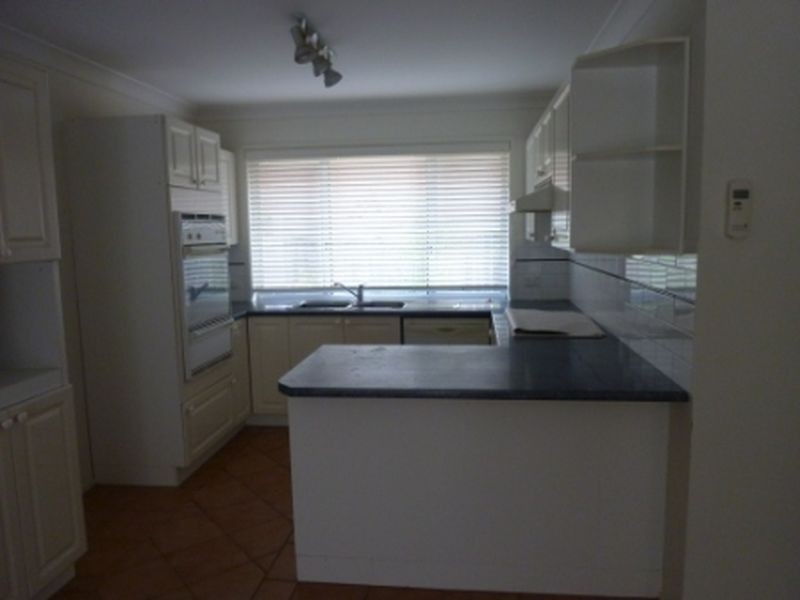 25 Clare Dennis Avenue, Gordon ACT 2906