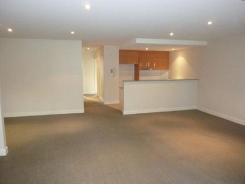 214/8 Dominion Circuit, Forrest ACT 2603