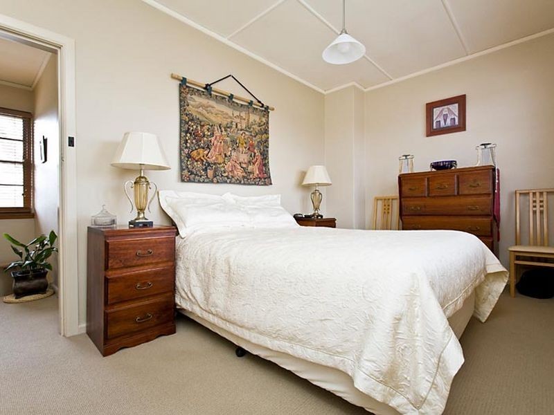 23 Vaughan Gardens, Narrabundah ACT 2604
