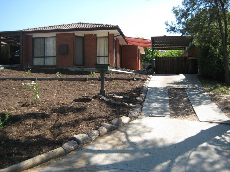 4 Myles Close, Calwell ACT 2905