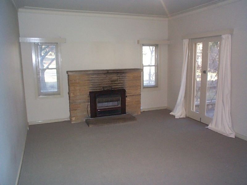 30 Durville Crescent, Griffith ACT 2603