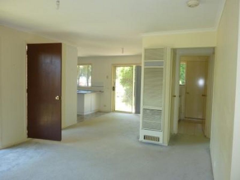 27 Warabin Crescent, Ngunnawal ACT 2913