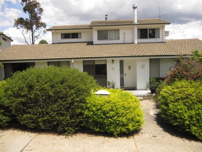 42 Heysen Street, Weston ACT 2611