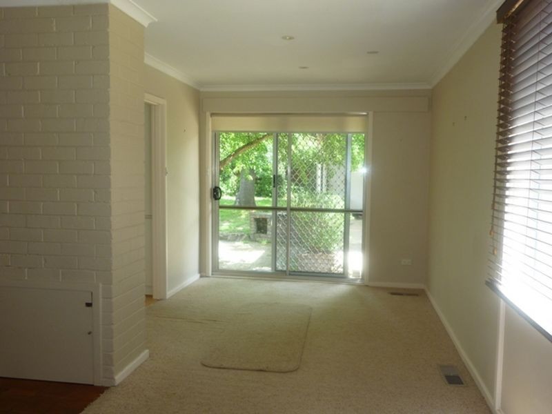 104 Caley Crescent, Narrabundah ACT 2604