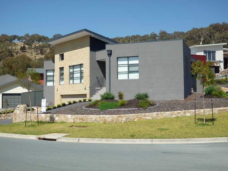 251 Bicentennial Drive, Jerrabomberra NSW 2619