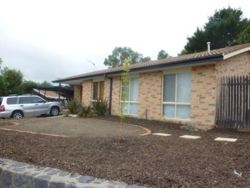 9 Freda Gibson Circuit, Theodore ACT 2905