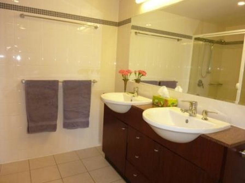 60/14 National Circuit, Barton ACT 2600