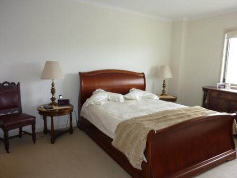 60/14 National Circuit, Barton ACT 2600