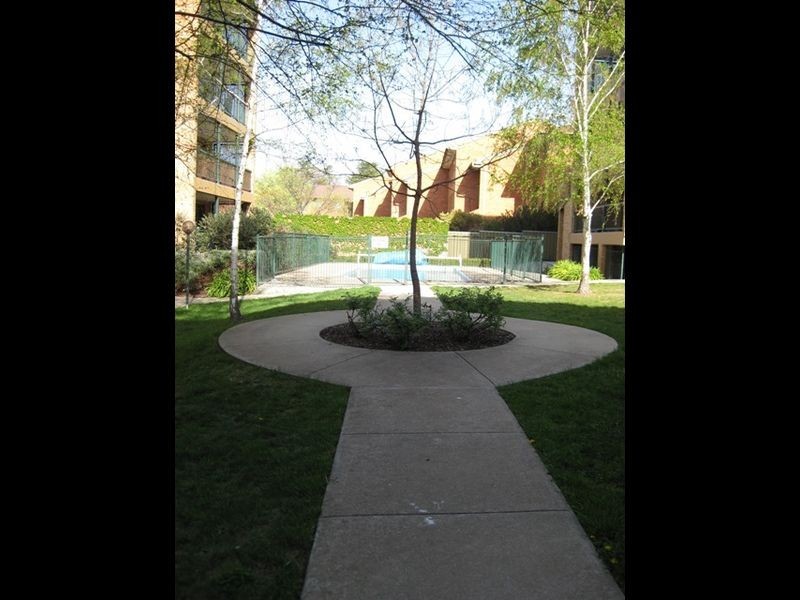 68/6-10 Eyre Street, Griffith ACT 2603