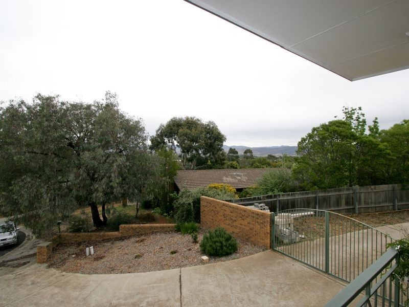 5 Witt Place, Wanniassa ACT 2903