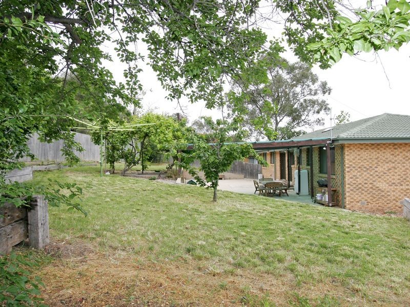5 Witt Place, Wanniassa ACT 2903
