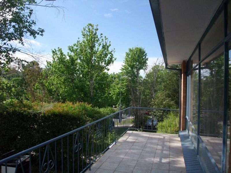 100 Kitchener Street, Garran ACT 2605