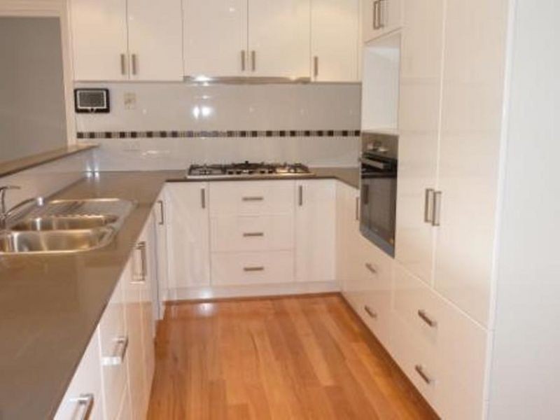 6 Barrigan Place, Jerrabomberra NSW 2619