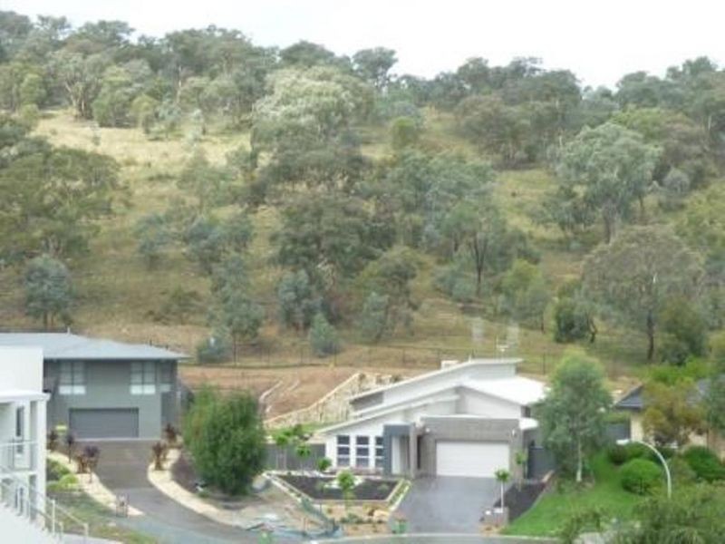 6 Barrigan Place, Jerrabomberra NSW 2619
